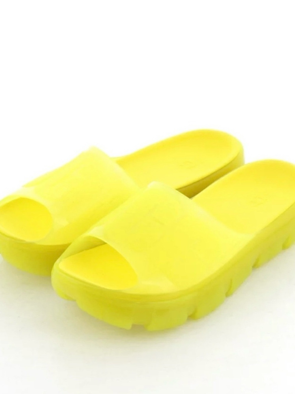 UGG Women Size 11 Jella Clear
Slide Neon Bright Yellow Translucent Sandal Slide